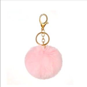 🆕Faux Rabbit 🐇 Fur Pom- Light Pink